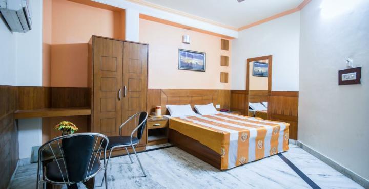 Fabexpress Alpine Hotel อัครา ภายนอก รูปภาพ
