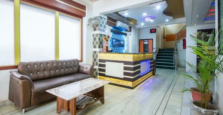 Fabexpress Alpine Hotel อัครา ภายนอก รูปภาพ