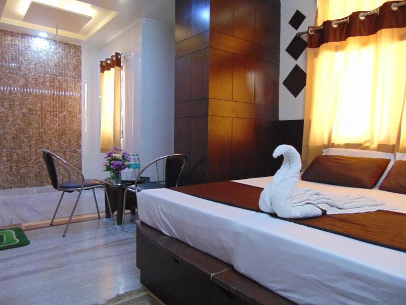 Fabexpress Alpine Hotel อัครา ภายนอก รูปภาพ